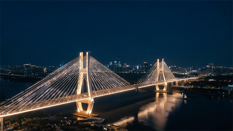 jimeng-2026-08-25-7894-桥梁建筑亮化夜景:桥梁轮廓 COB 线性灯带勾勒结构,杜绝溢光污染,远处城市背景... jimeng-2026-08-25-7894-桥梁建筑亮化夜景:桥梁轮廓 COB 线性灯带勾勒结构,杜绝溢光污染,远处城市背景...